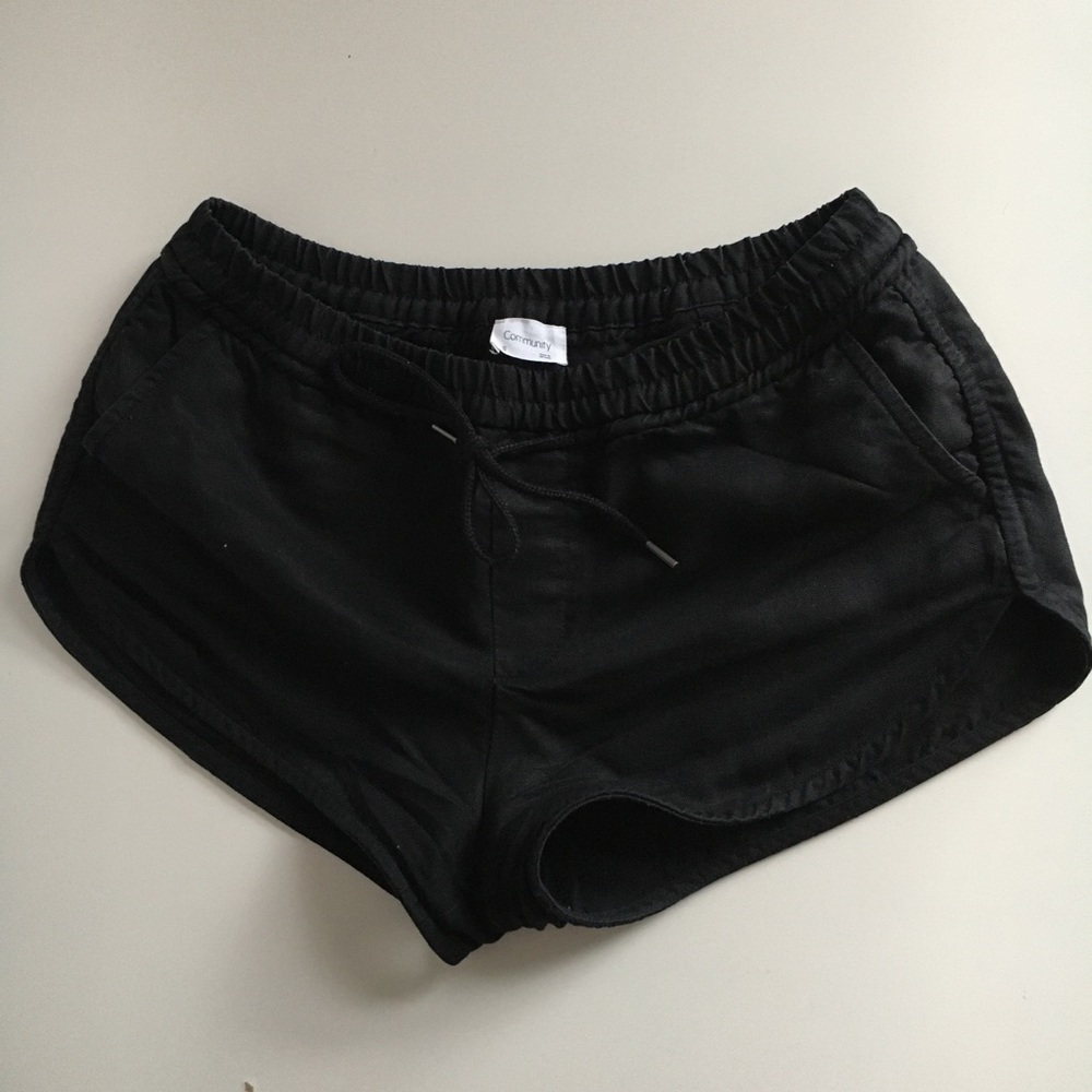 Aritzia Community Shorts